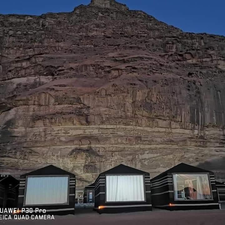 Hotel Wadi Rum Star Wars Camp Esterno foto