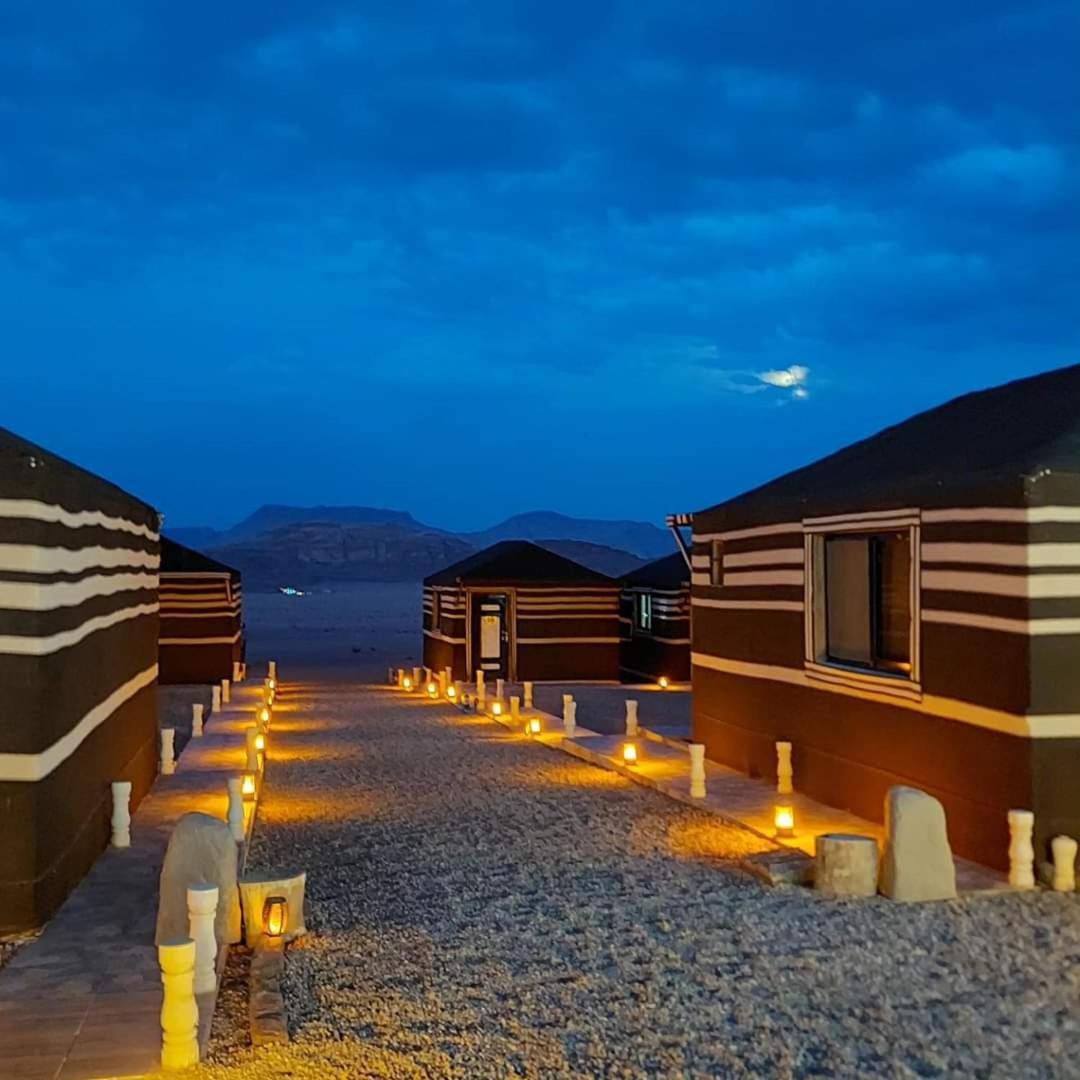 Hotel Wadi Rum Star Wars Camp Esterno foto